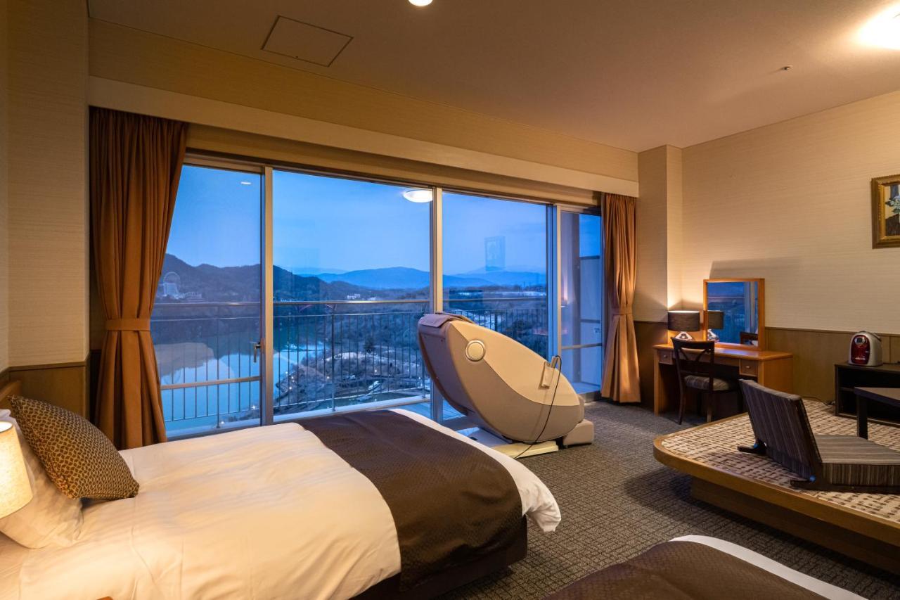 Enakyo Onsen Hotel Yuzuriha Exteriör bild