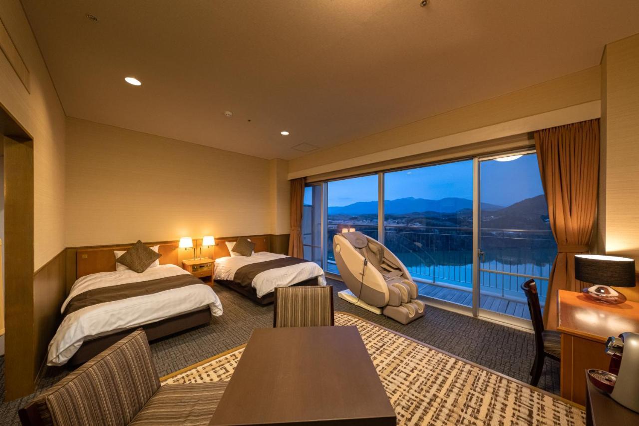 Enakyo Onsen Hotel Yuzuriha Exteriör bild