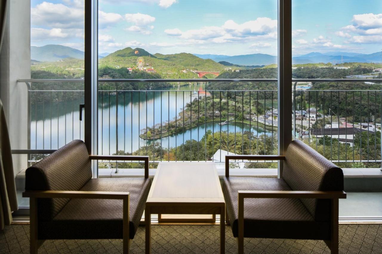 Enakyo Onsen Hotel Yuzuriha Exteriör bild
