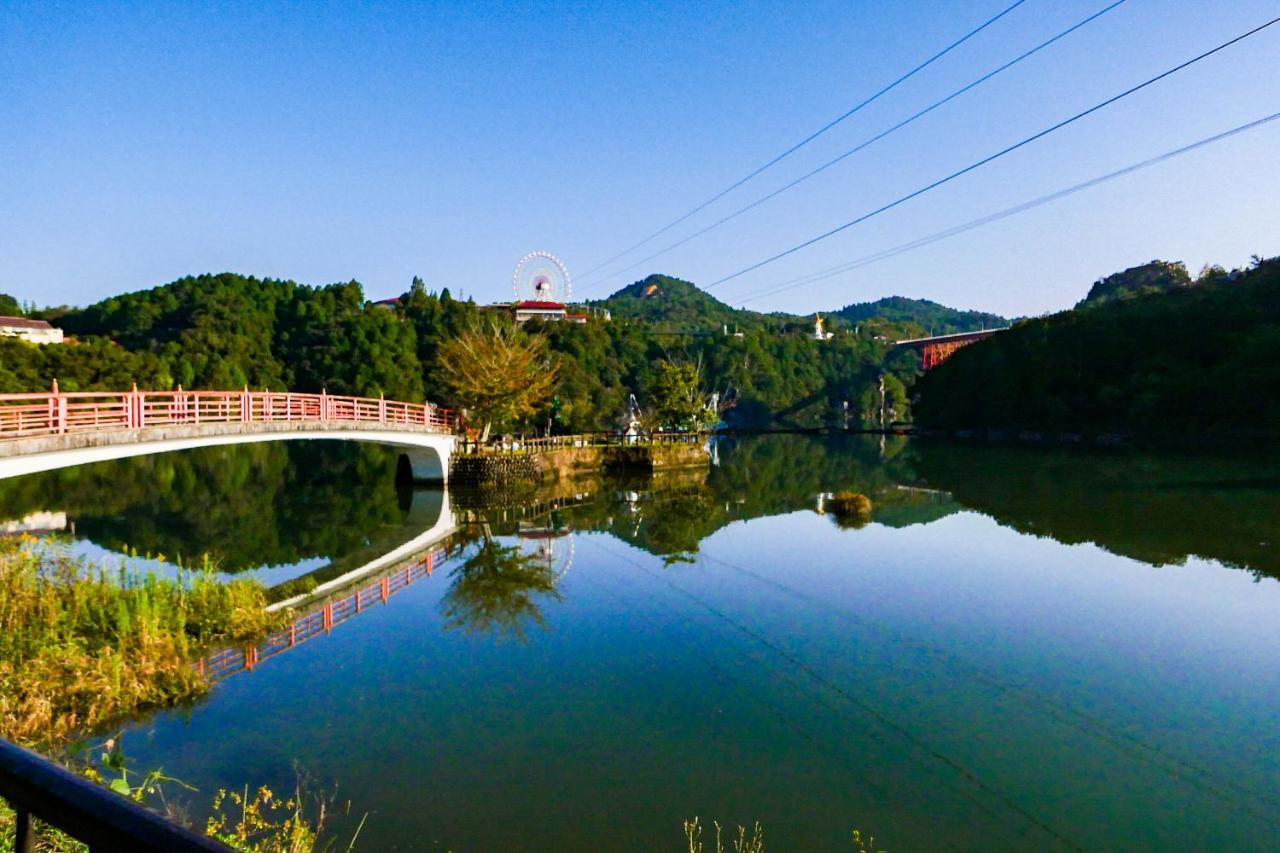 Enakyo Onsen Hotel Yuzuriha Exteriör bild
